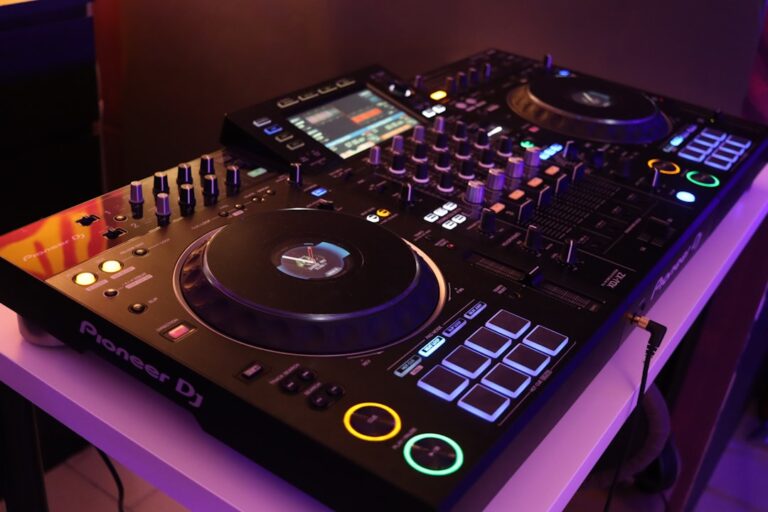 Photo DJ equipment