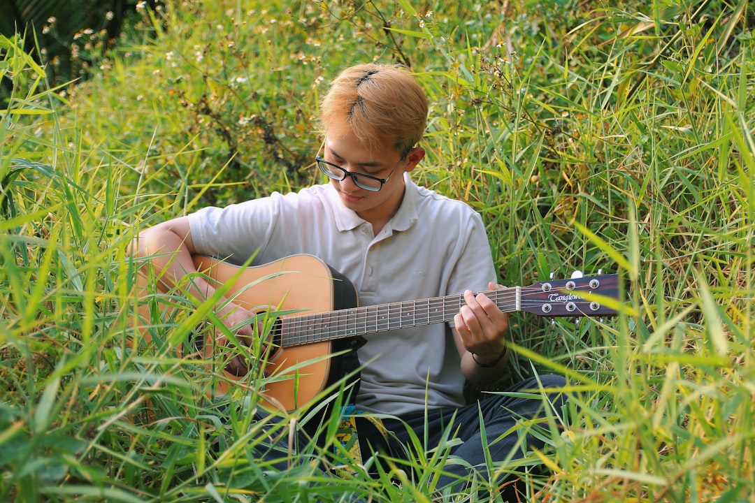 Photo study music folk international