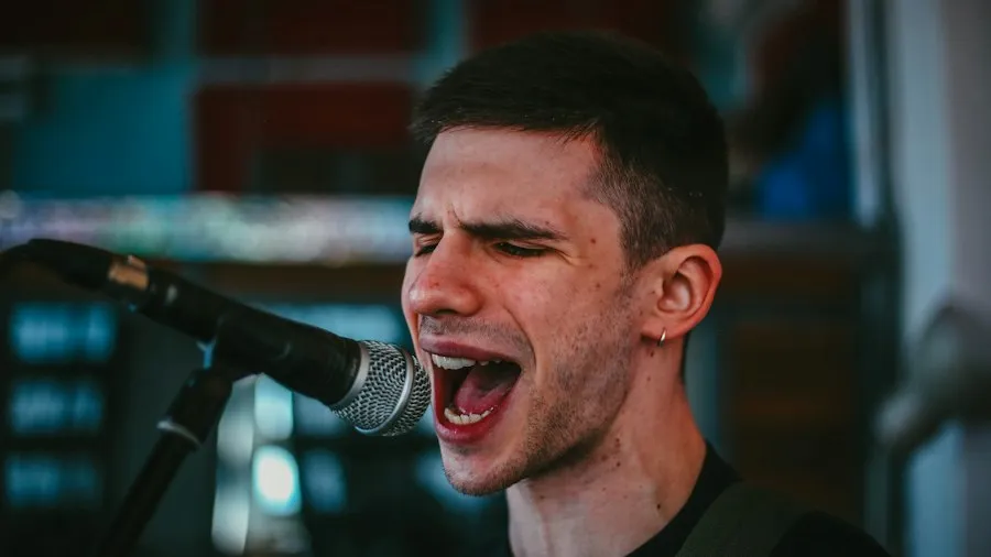 common mistakes Romanian music